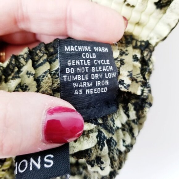 Impressions Snakeskin Mock Neck Stretch Blouse Women's Large Animal Sleeveless - Picture 5 of 6